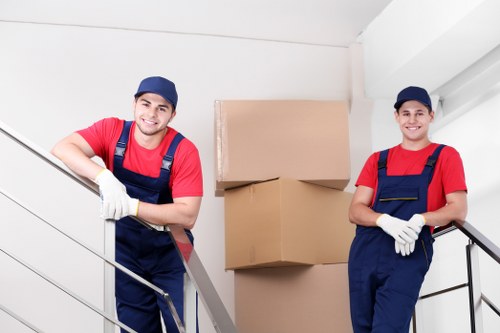 Student storage options in Southgate for boxes and luggage