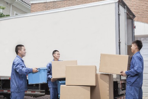 Transparent pricing for Southgate Storage quote and storage services